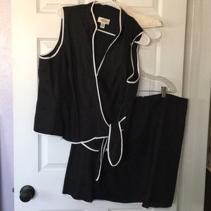 Talbots skirt set... white piping